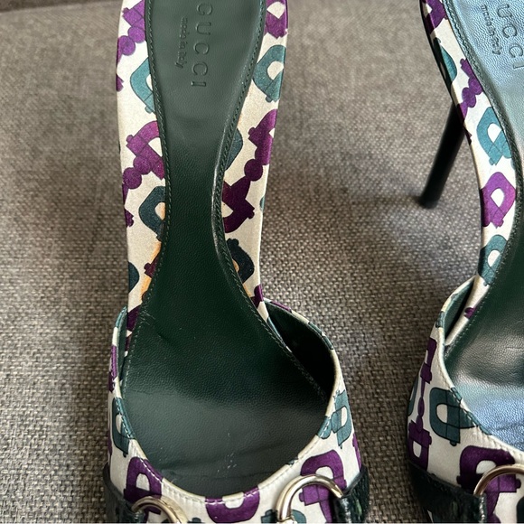 Vintage Gucci satin crystal horsebit heels